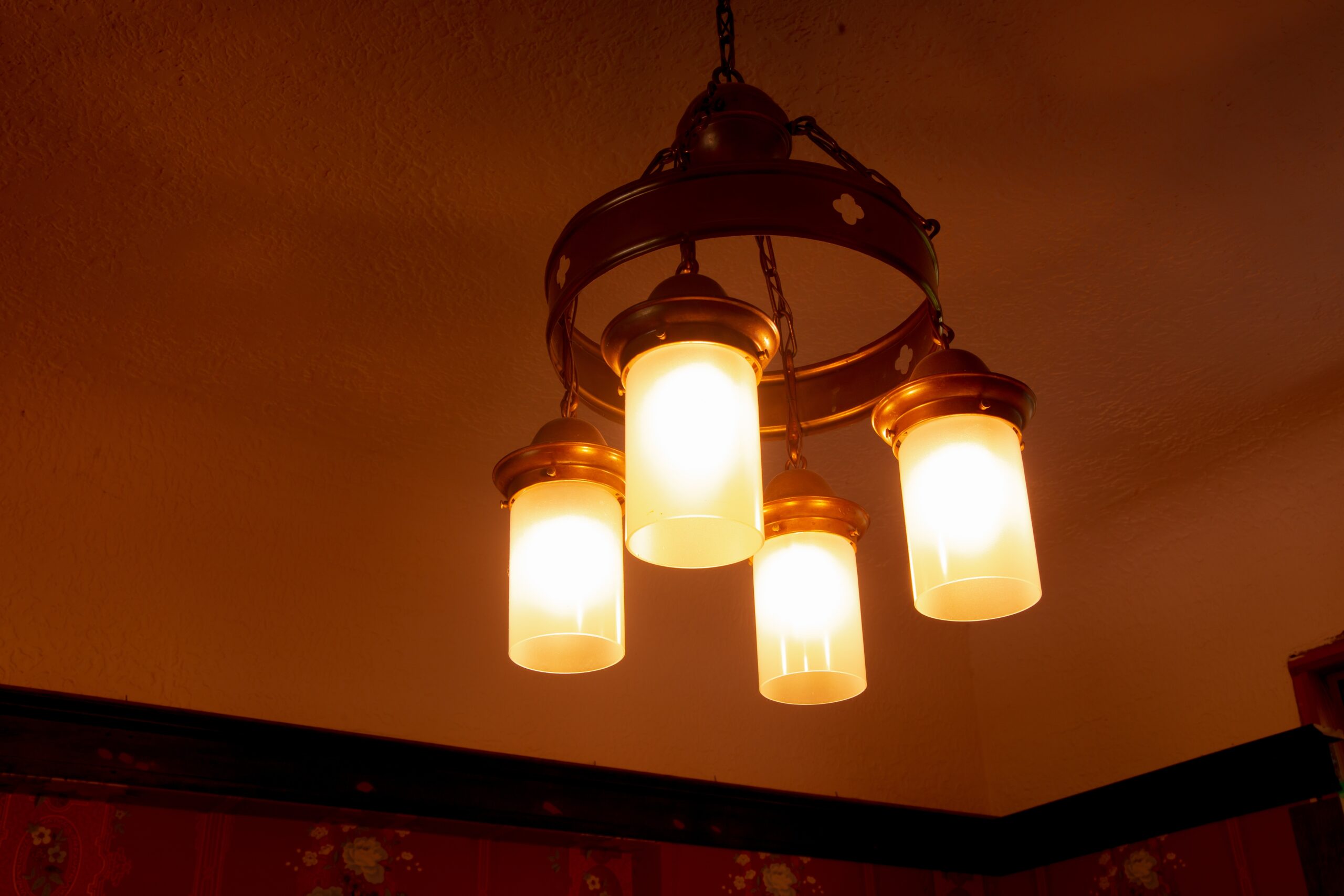 How to clean yellowed glass light fixtures